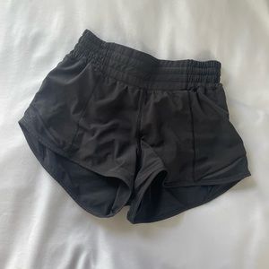 Lululemon hotty hot shorts